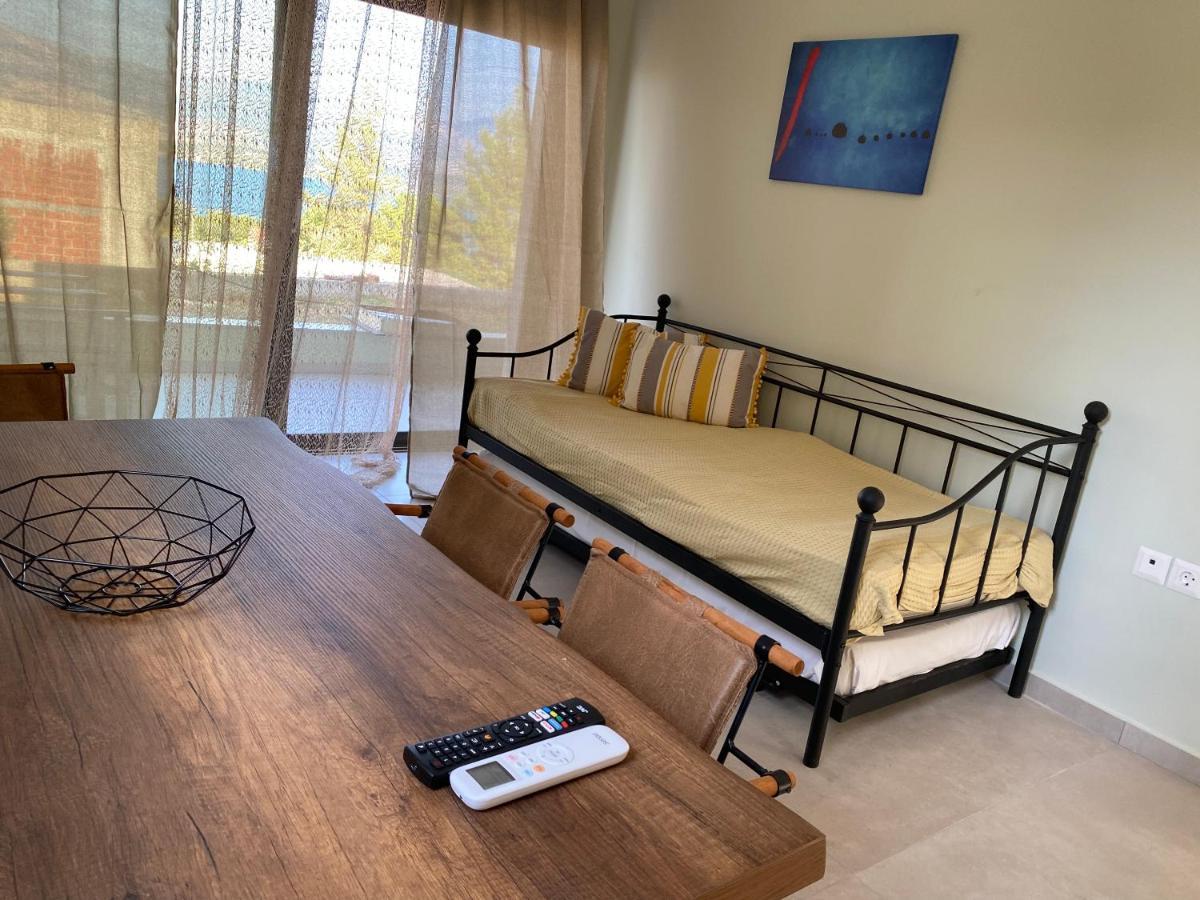 Mirovigli Family Rooms Lepedha Екстер'єр фото